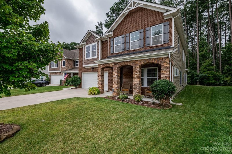 Property image 2 at 2206 Laurens Drive, Concord, NC 28027