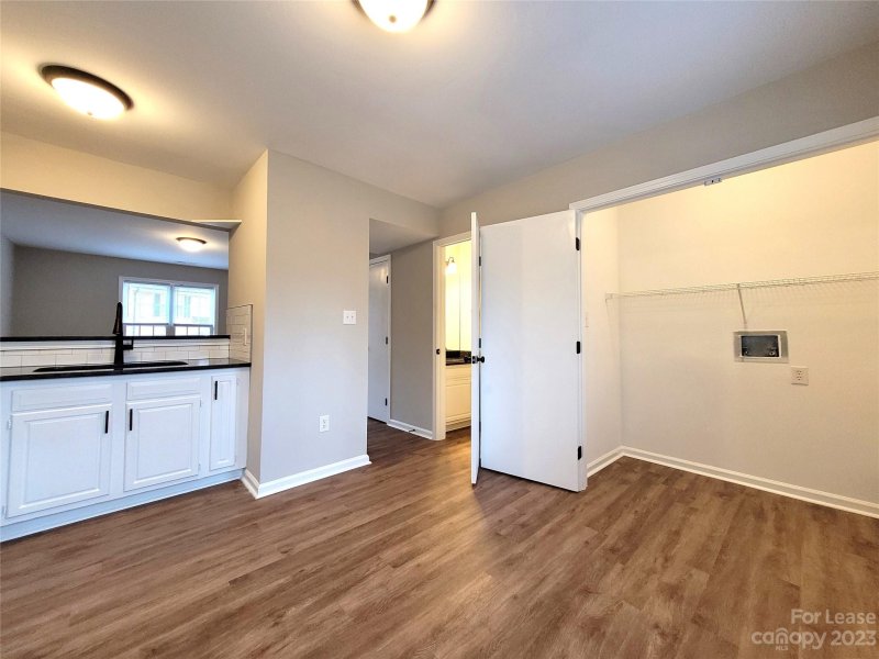 Property image 4 at 270 South Circle Drive, Concord, NC 28027