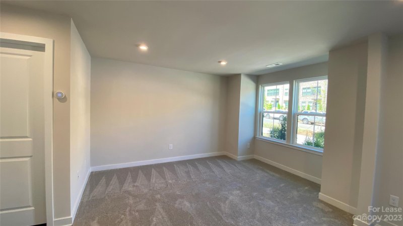 Property image 3 at 633 Uwharrie River Road, Charlotte, NC 28211