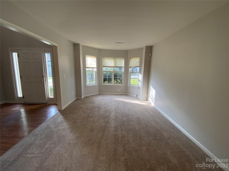 Property image 2 at 3733 Pauline Lane, Charlotte, NC 28216