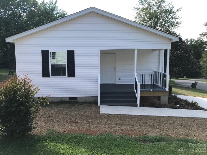 Property image 4 at 818 E Main Street, Shelby, NC 28150