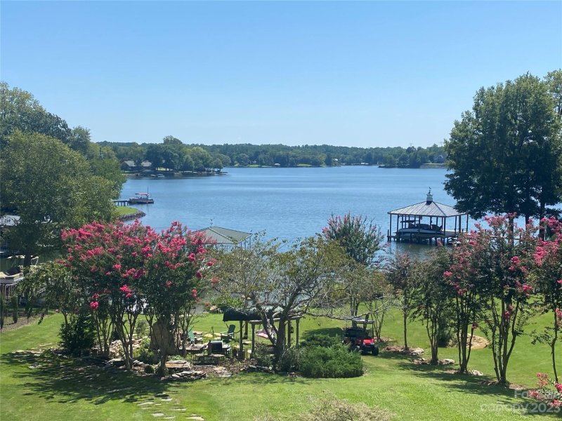 Property image 2 at 1963 Marthas Vineyard Road, York, SC 29745