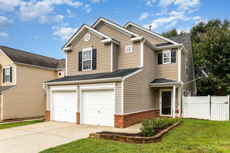 Property image 2 at 3008 Teton Drive, Gastonia, NC 28054