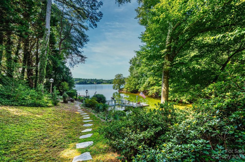 Property image 5 at 718 Wood Hollow Road, Taylorsville, NC 28681