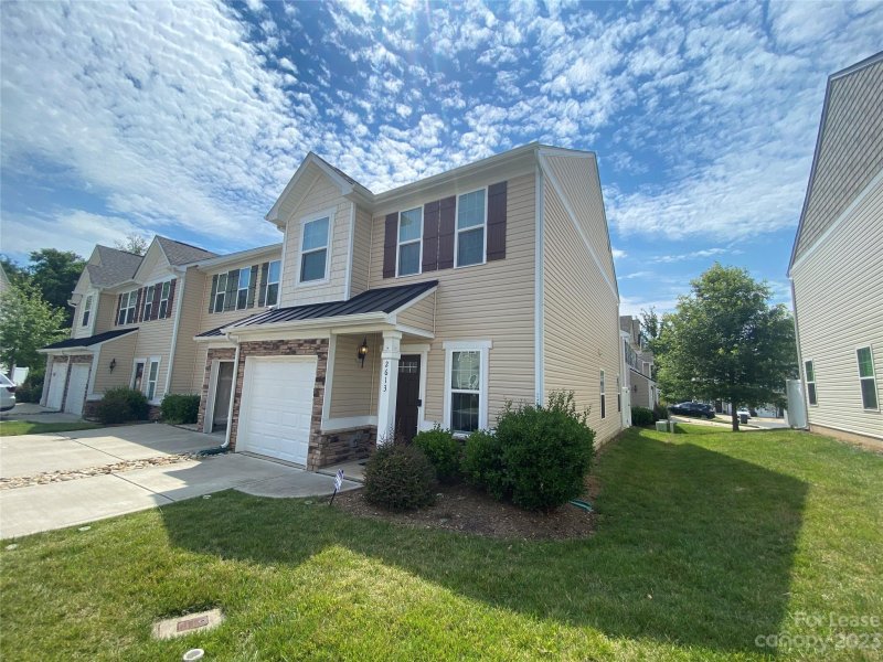 2613 Silverthorn Drive