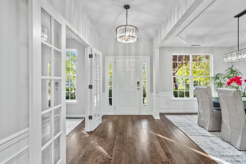 Property image 3 at 20916 Windshore Avenue, Cornelius, NC 28031