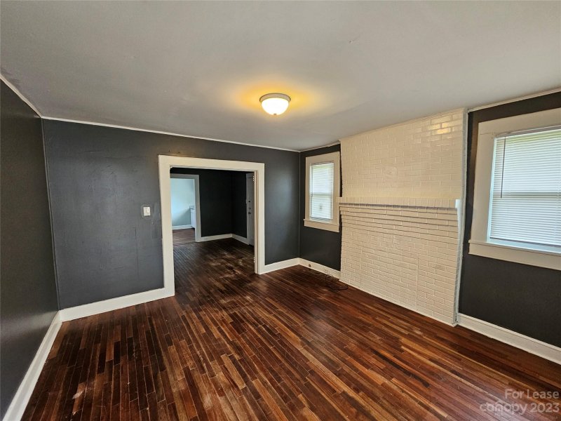 Property image 4 at 213 Harrison Street, Charlotte, NC 28208