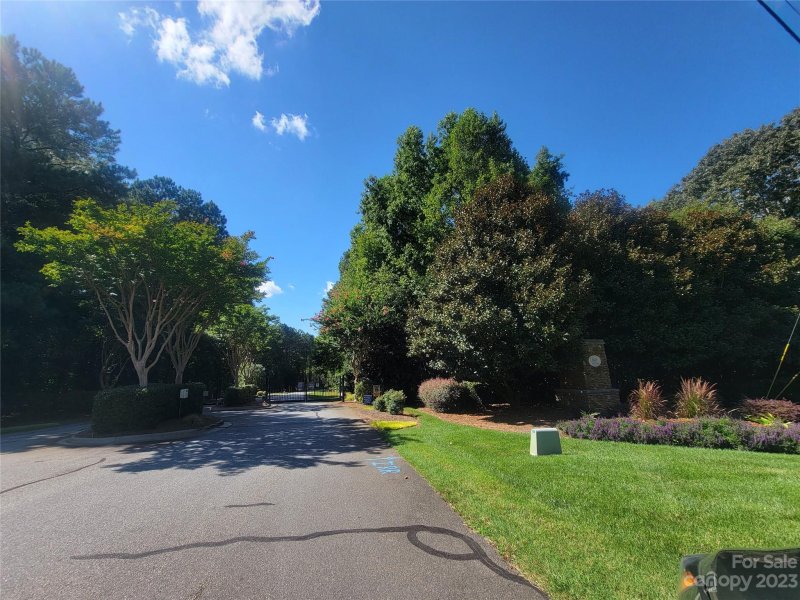 Property image 2 at 5109 Pelican Point, Denver, NC 28037