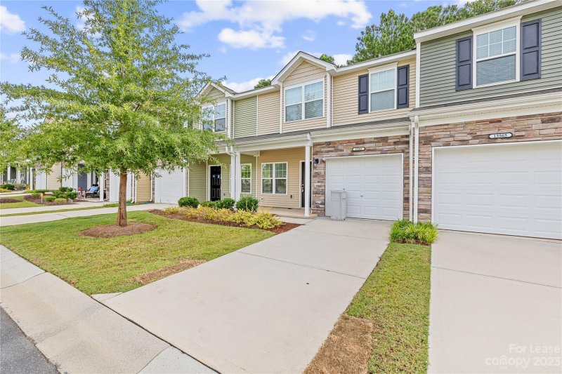 Property image 2 at 13561 Browhill Lane, Charlotte, NC 28278