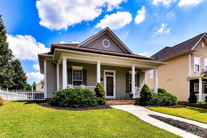 Property image 2 at 4148 Cedar Point Avenue, Matthews, NC 28104