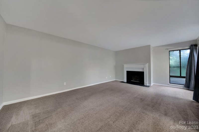 Property image 5 at 7918 Princess Ann Drive, Charlotte, NC 28212