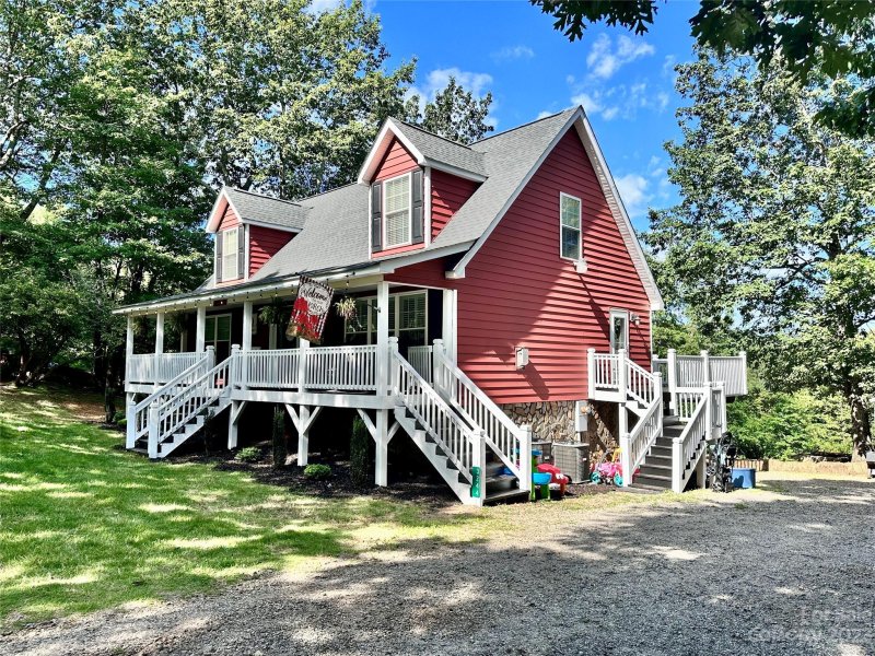 Property image 2 at 3244 Holly Road, Connelly Springs, NC 28612