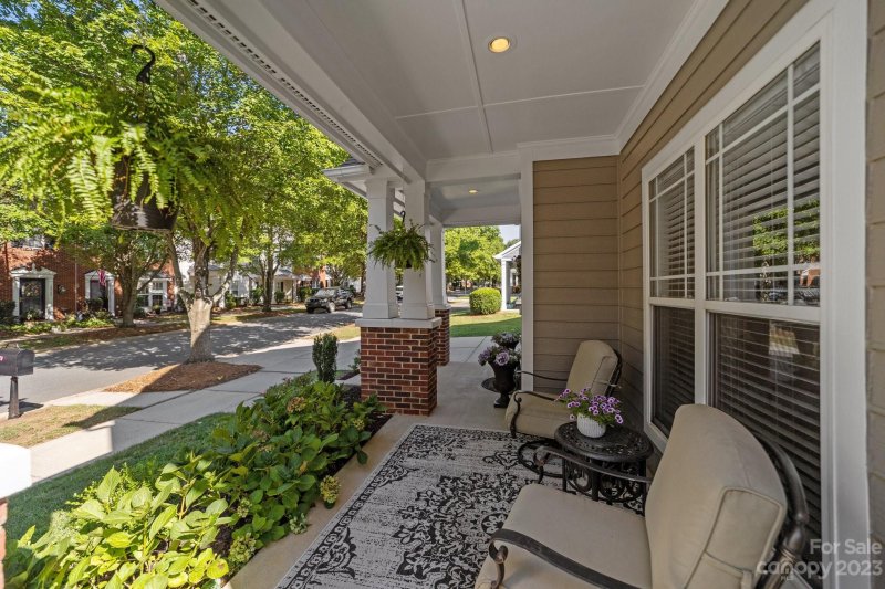 Property image 5 at 19104 Coachmans Trace, Cornelius, NC 28031