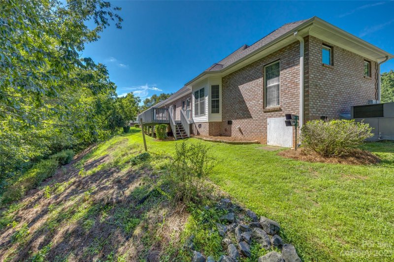 Property image 2 at 1136 Setter Lane, Concord, NC 28025