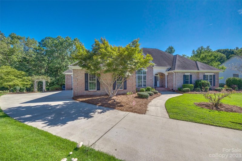 Property image 4 at 1136 Setter Lane, Concord, NC 28025