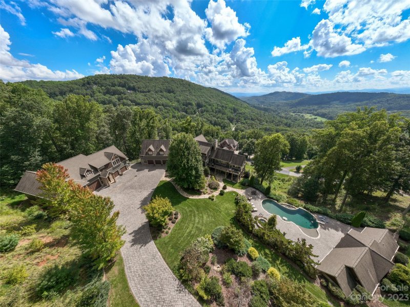 Property image 5 at 73 Crestridge Drive, Asheville, NC 28803