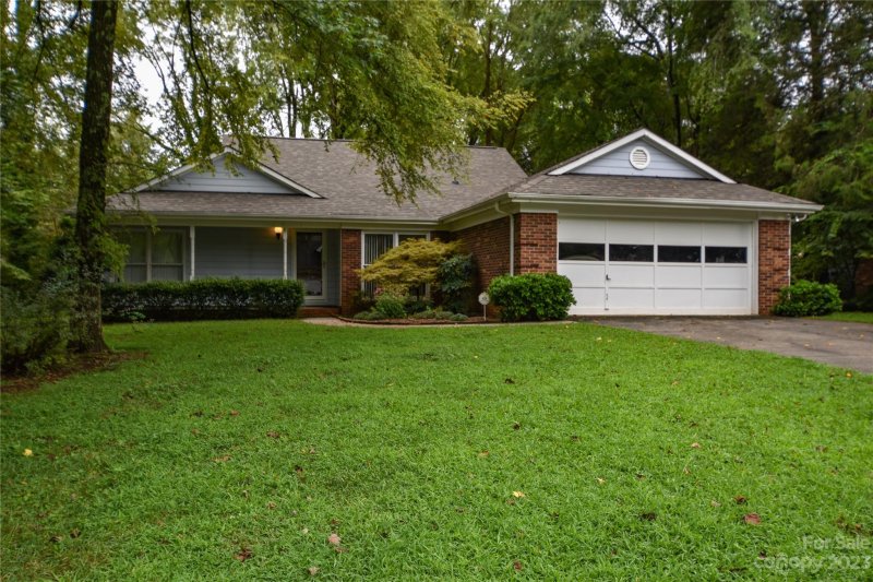 Property image 2 at 224 Withershinn Drive, Charlotte, NC 28262