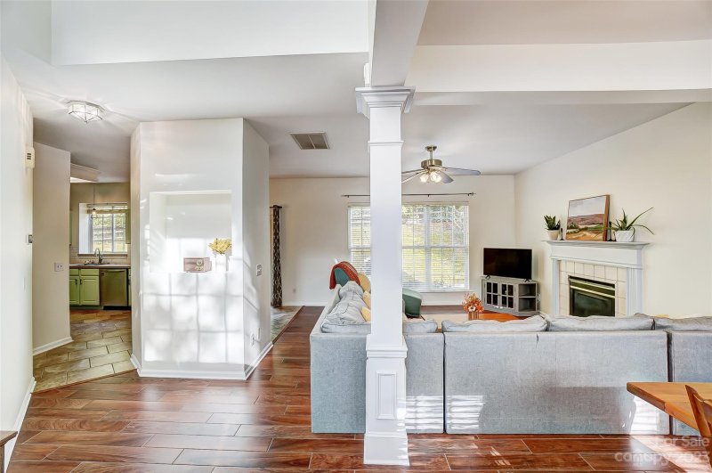 Property image 3 at 711 Moss Creek Drive, Matthews, NC 28105