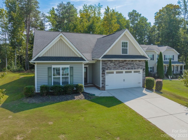 Property image 3 at 133 Early Frost Lane, Mooresville, NC 28115