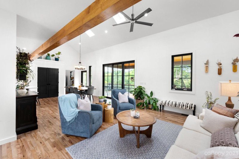 Property image 5 at 52 Malvern Walk, Asheville, NC 28806