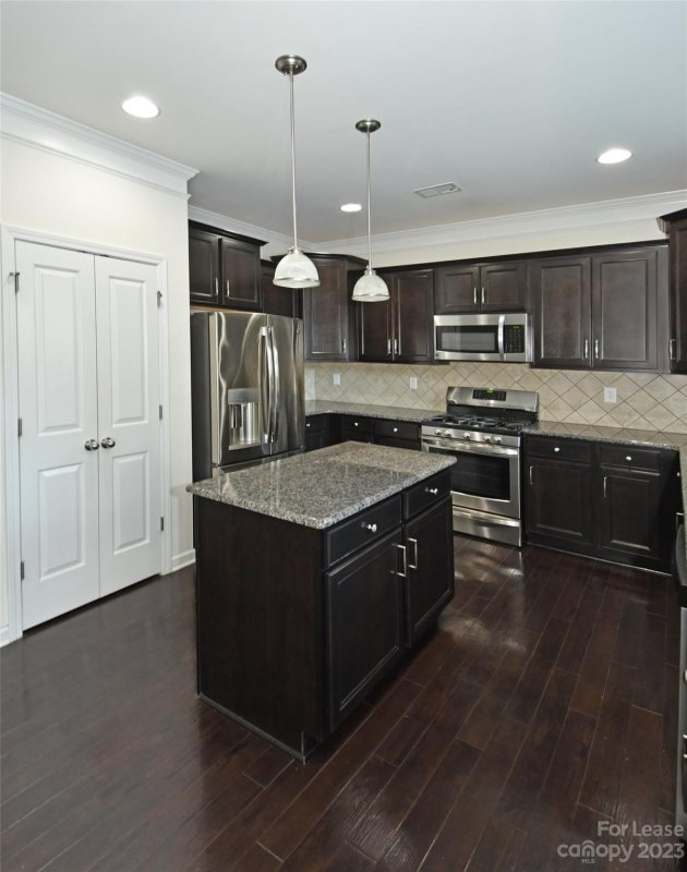 Property image 4 at 11010 Comiskey Lane, Charlotte, NC 28273