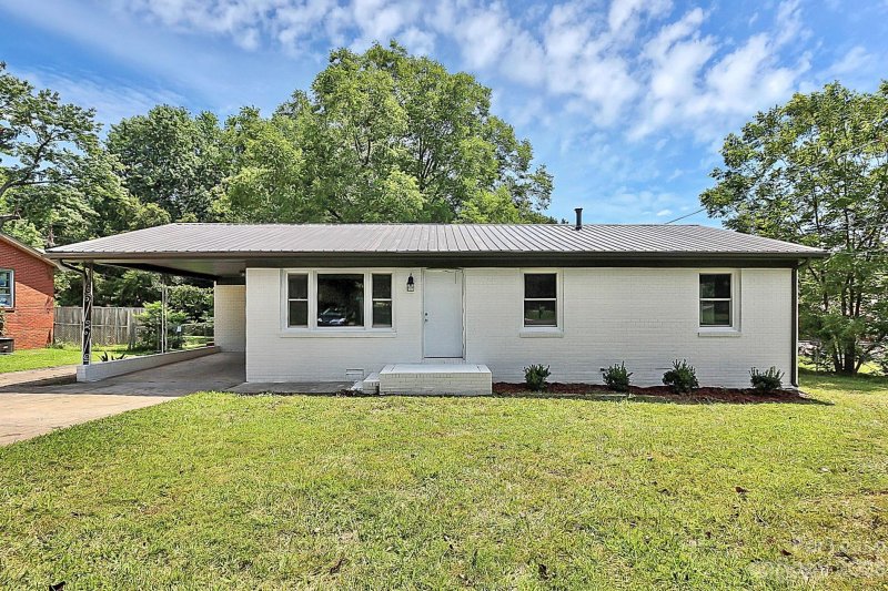 Property image 3 at 1433 Edgewood Road, Bessemer City, NC 28016