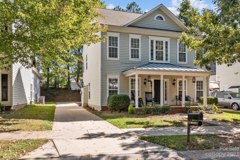 Property image 3 at 10226 Meadow Crossing Drive, Cornelius, NC 28031