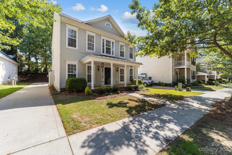 Property image 4 at 10226 Meadow Crossing Drive, Cornelius, NC 28031