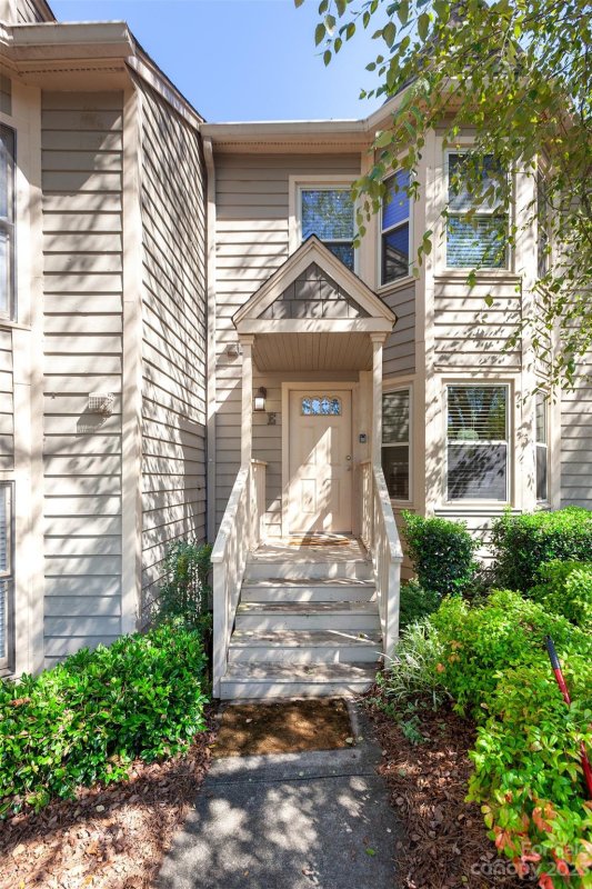 Property image 2 at 13820 Queens Harbor Road, Charlotte, NC 28278