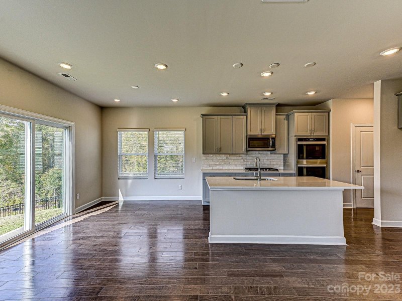 Property image 4 at 664 Citriadora Street, Fort Mill, SC 29715