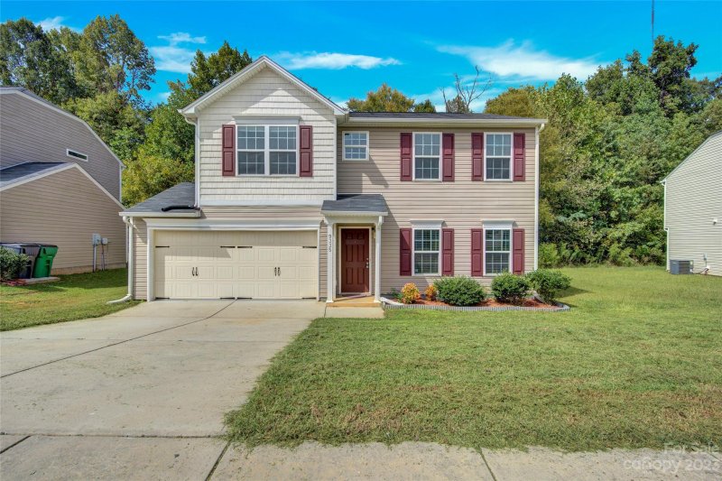 Property image 2 at 9335 Bradstreet Commons Way, Charlotte, NC 28215