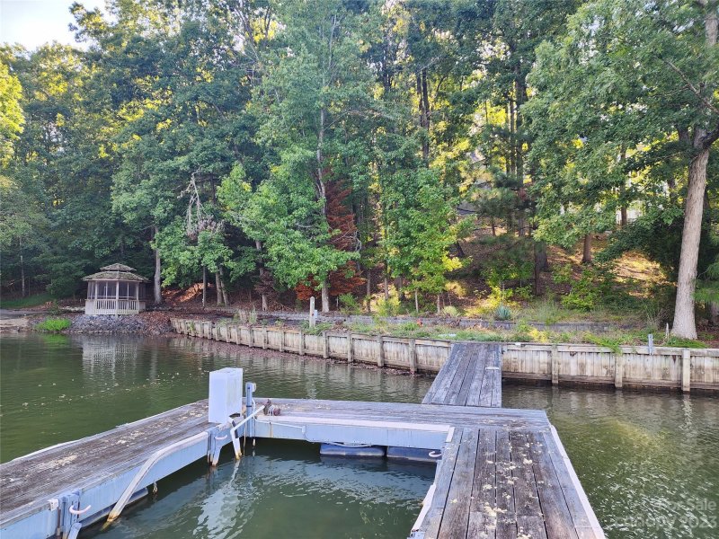 Property image 5 at 16004 Munson Hill Road, Charlotte, NC 28278