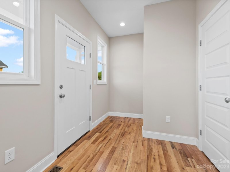 Property image 4 at 75 Greenwood Fields Drive, Asheville, NC 28804