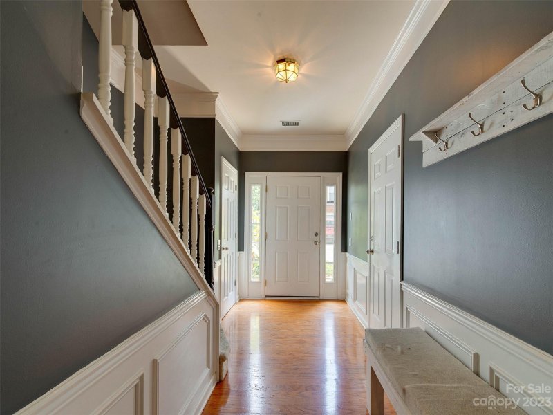 Property image 3 at 3006 Castleberry Court, Charlotte, NC 28209