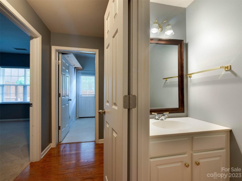 Property image 4 at 3006 Castleberry Court, Charlotte, NC 28209