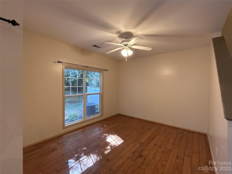 Property image 5 at 225 Doughton Lane, Charlotte, NC 28217