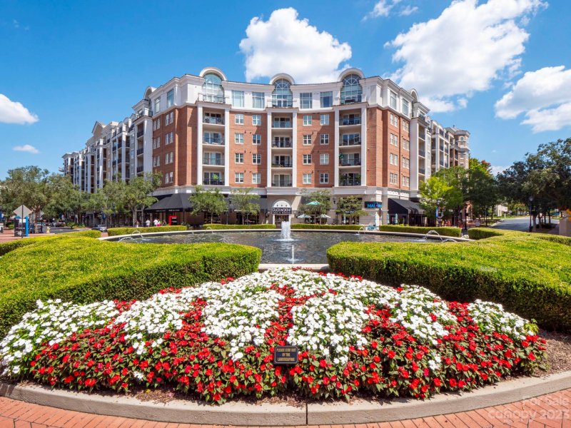 4625 Piedmont Row Drive