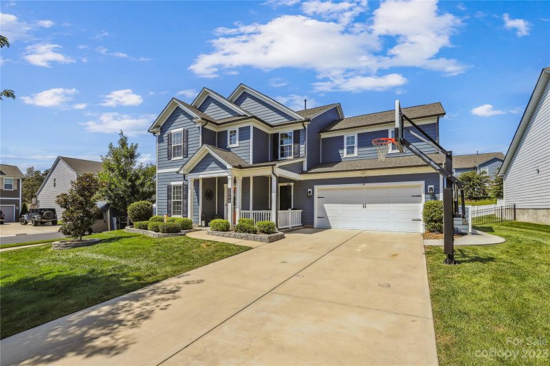Property image 2 at 2046 Sugaree Commons Drive, Fort Mill, SC 29715