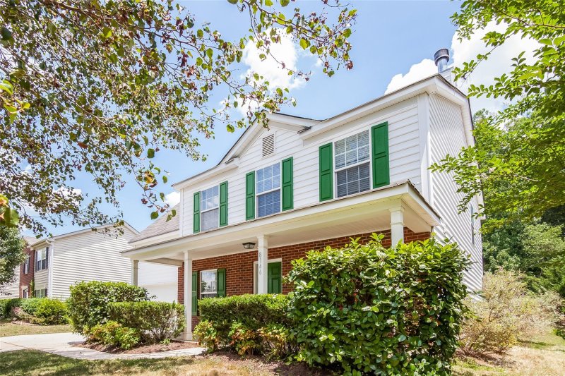 Property image 4 at 8146 Chatham Oaks Drive, Concord, NC 28027