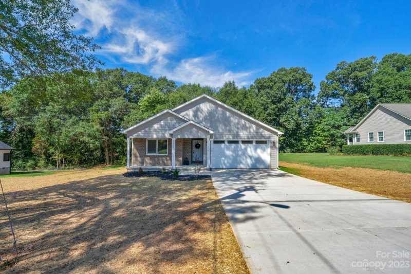 Property image 3 at 216 Jonas Drive, Lincolnton, NC 28092