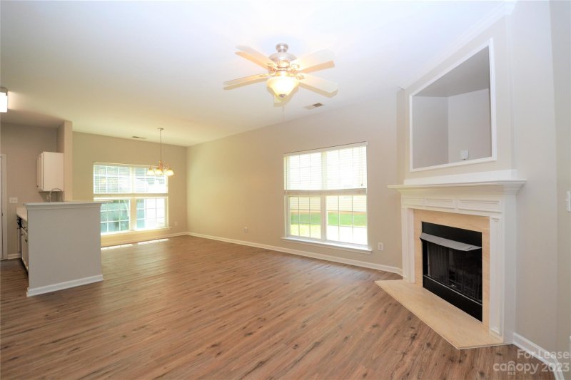 Property image 3 at 4231 Glenlea Commons Drive, Charlotte, NC 28216