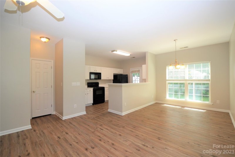 Property image 4 at 4231 Glenlea Commons Drive, Charlotte, NC 28216