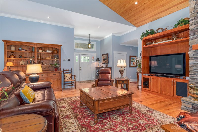 Property image 4 at 330 Sanctuary Drive, Waynesville, NC 28786