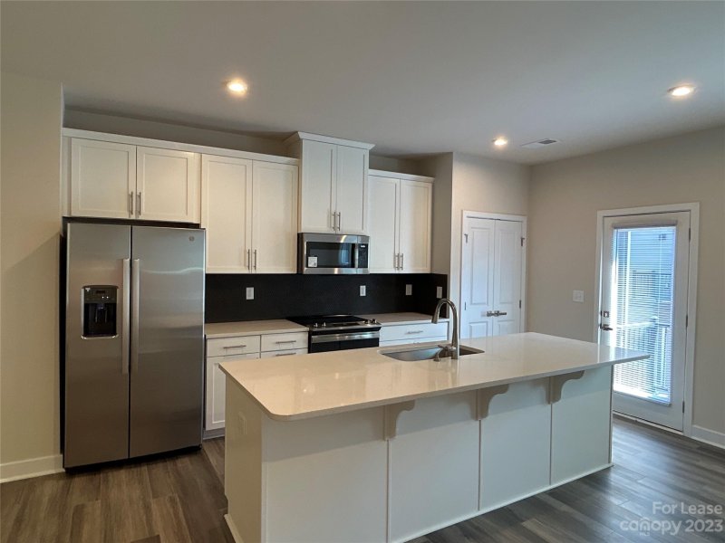 Property image 4 at 547 Nantahala Drive, Charlotte, NC 28211