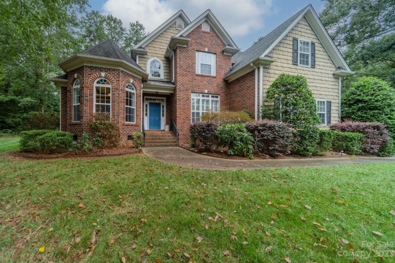 Property image 3 at 267 Laurel Crest Drive, Kannapolis, NC 28081