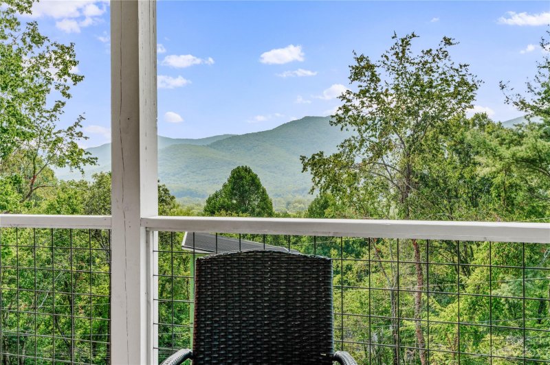 Property image 5 at 208 Pine Hill Drive, Swannanoa, NC 28778