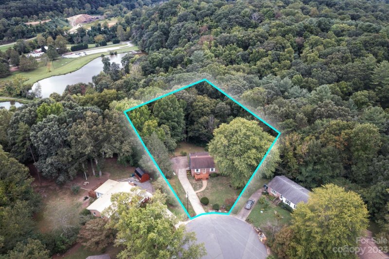 Property image 2 at 31 Birchwood Lane, Asheville, NC 28805