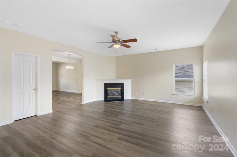 Property image 5 at 10926 Chrudan Drive, Charlotte, NC 28262