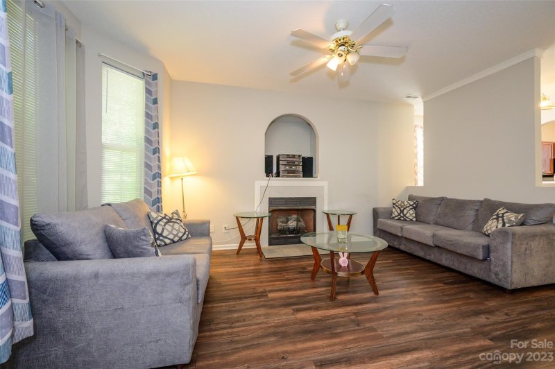 Property image 3 at 319 Alabarda Lane, Charlotte, NC 28273