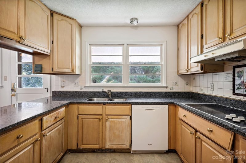 Property image 4 at 363 Rolling Ridge Road, Rock Hill, SC 29730
